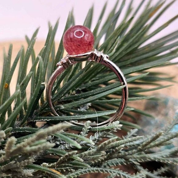 Beautiful Nature Strawberry Quartz Adjustable Ring - Picture 6 of 10
